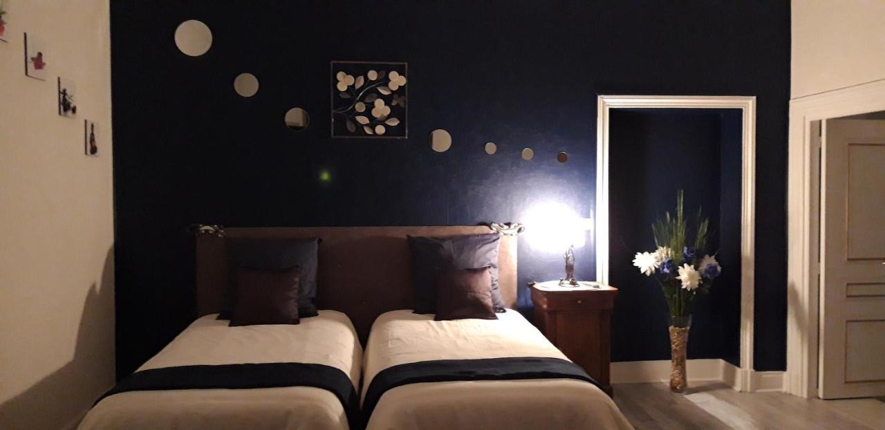 Logis Des Bessons Bed & Breakfast Migron Ngoại thất bức ảnh